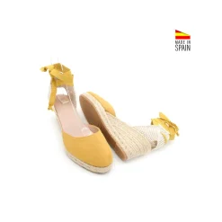 Alpargata amarilla con cuña media de ante