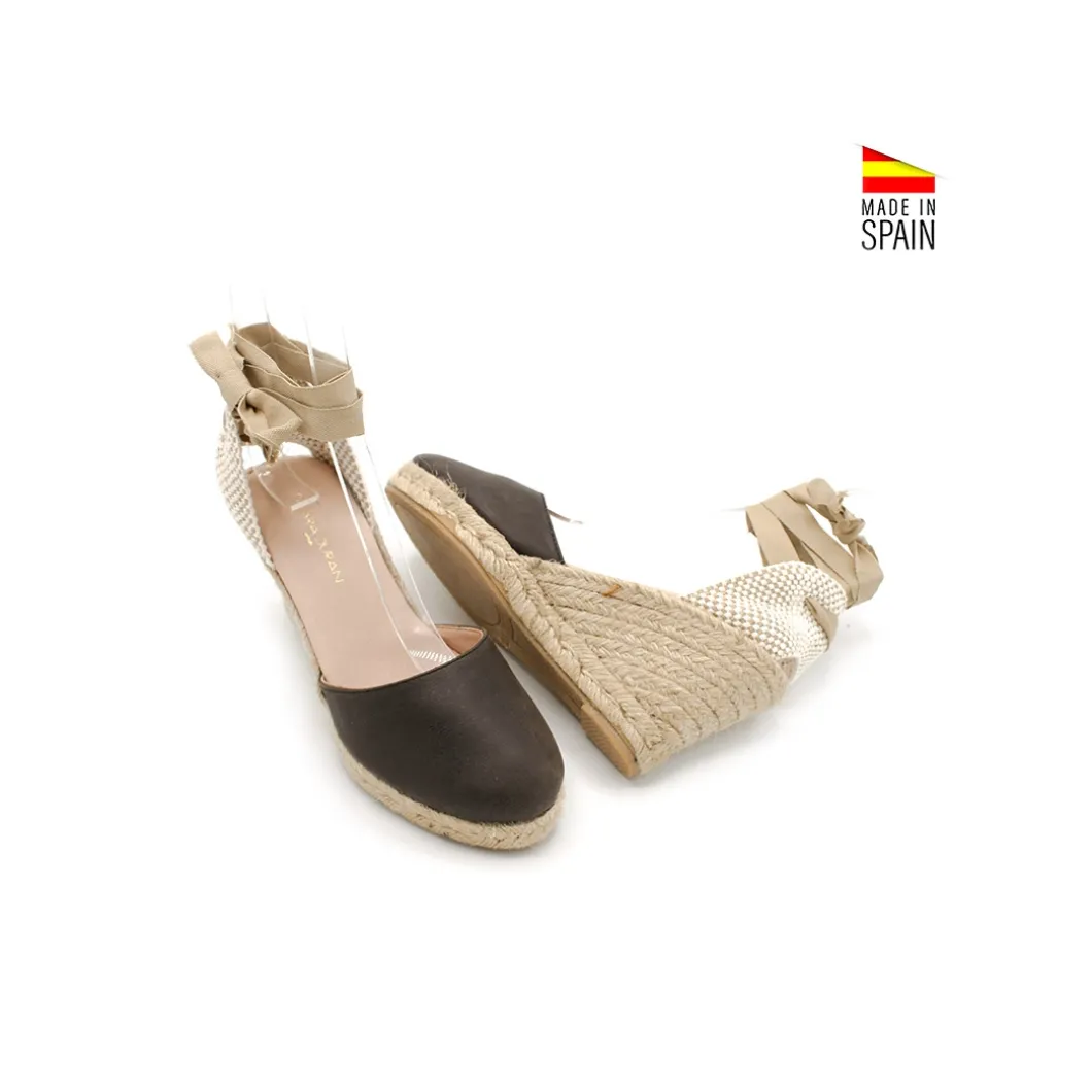 Alpargata cuña marrón con cinta beige