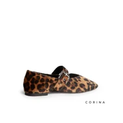 Bailarina pelo leopardo