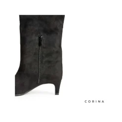 Bota alta negra con tacón fino