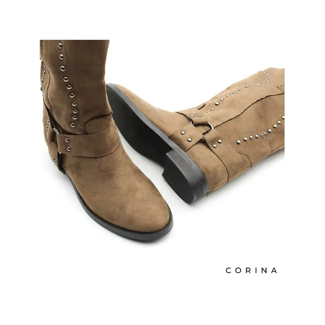 Bota biker camel tachuelas