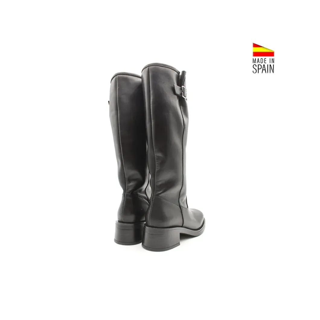 Bota caña alta negra de piel