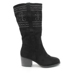 Bota campera con tacón negra