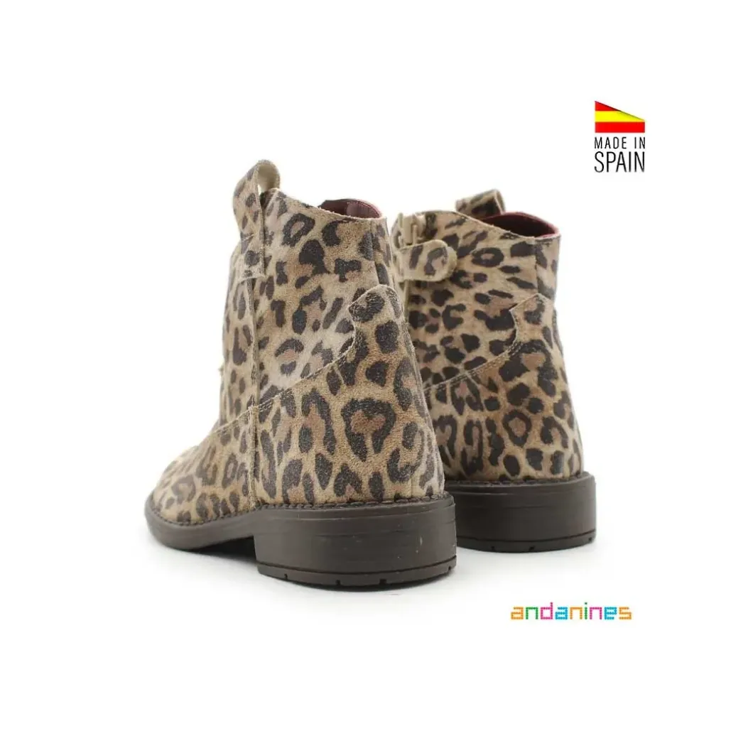 Bota leopardo estilo campero