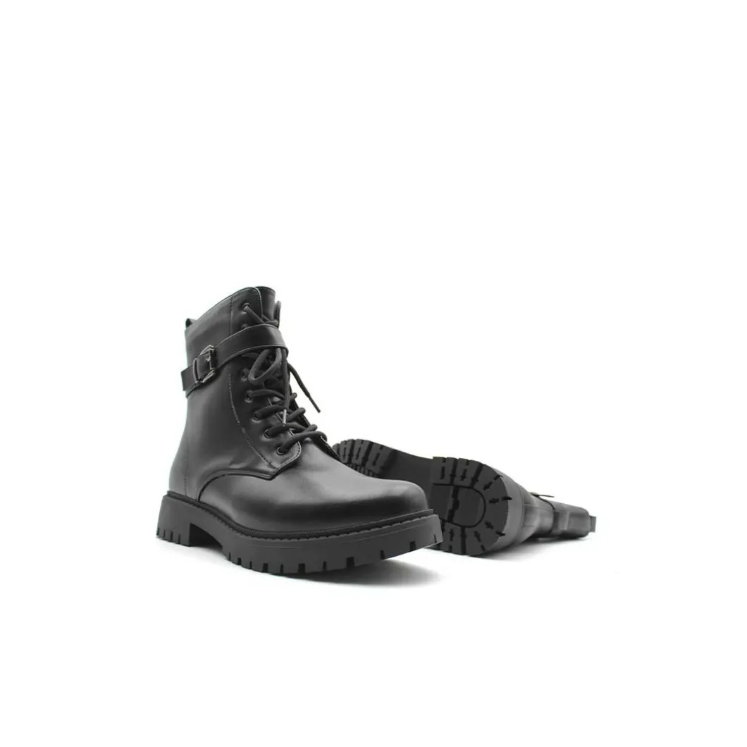 Bota militar en negro talla grande