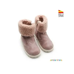 Bota rosa con borreguito