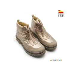 Botin impermeable dorado con cremallera