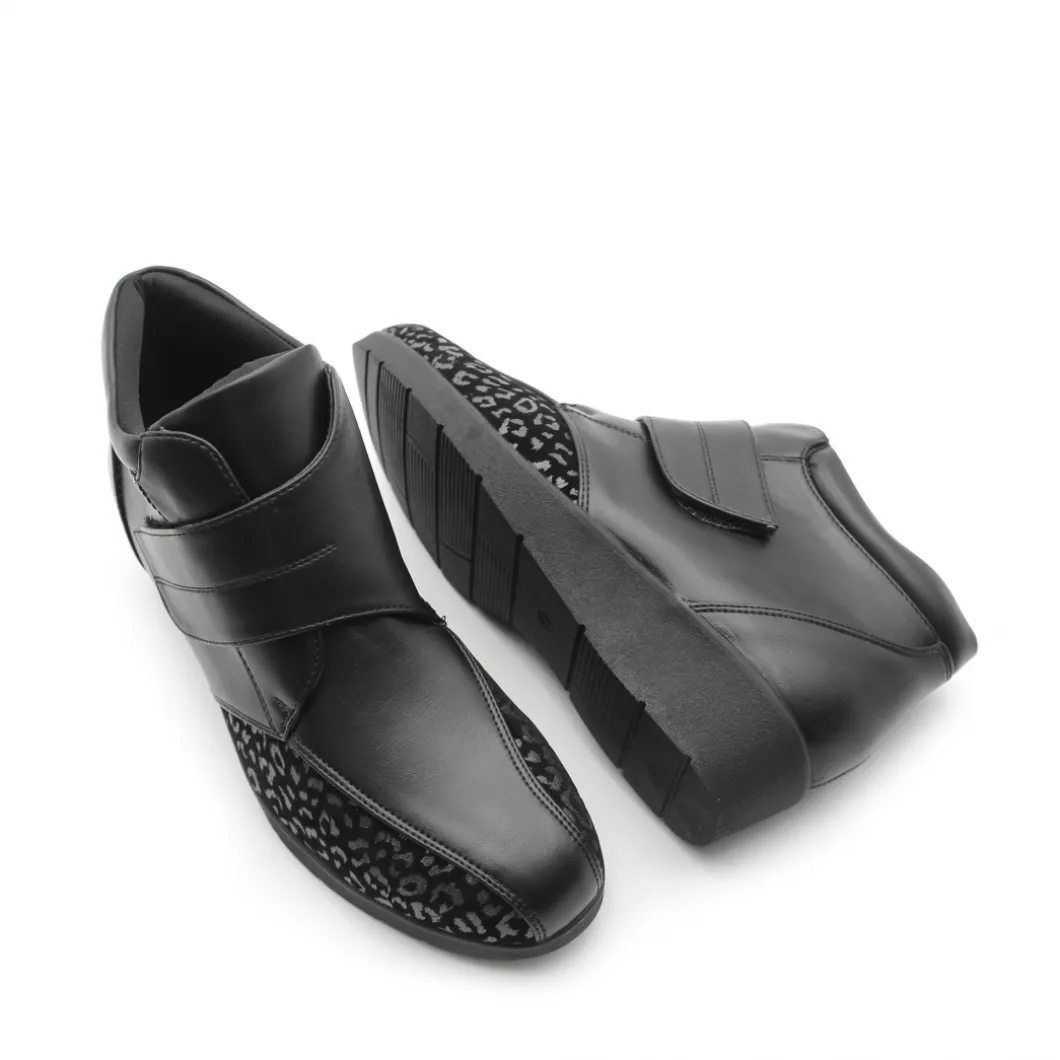 Botin negro con cuña de talla especial