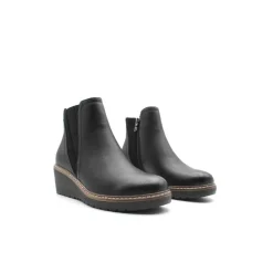 Botin negro con cuña estilo chelsea