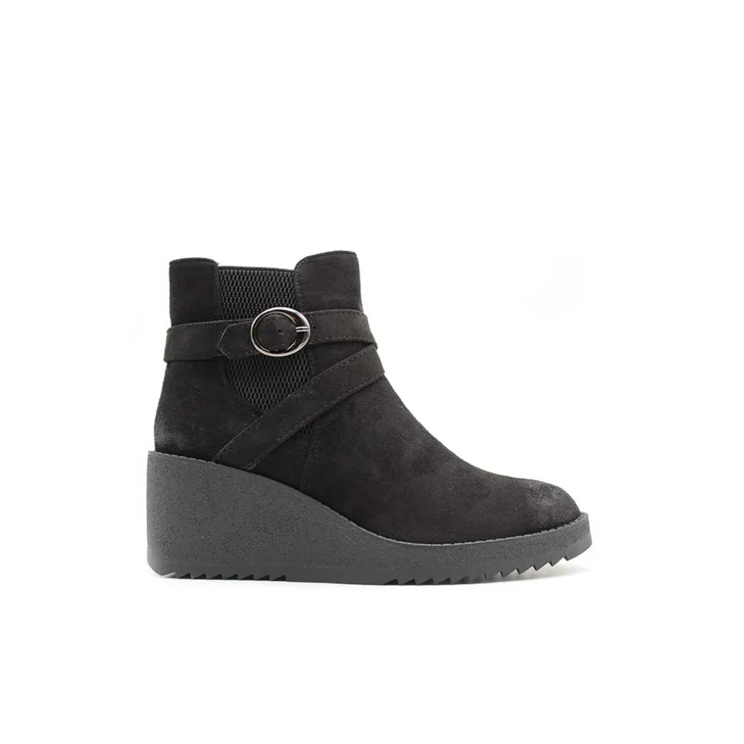 Botines cuña negros con hebilla