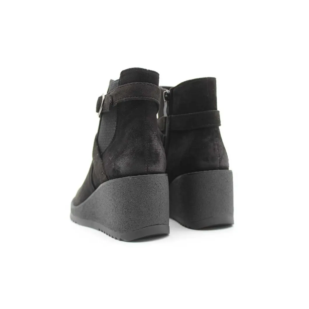 Botines cuña negros con hebilla