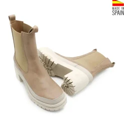 Botín chelsea con tacón de piel arena