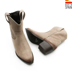 Botín serraje beige de tacón campera