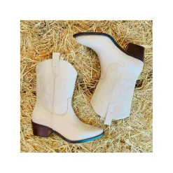 Botín western piel beige