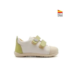 Calzado respetuoso beige verde