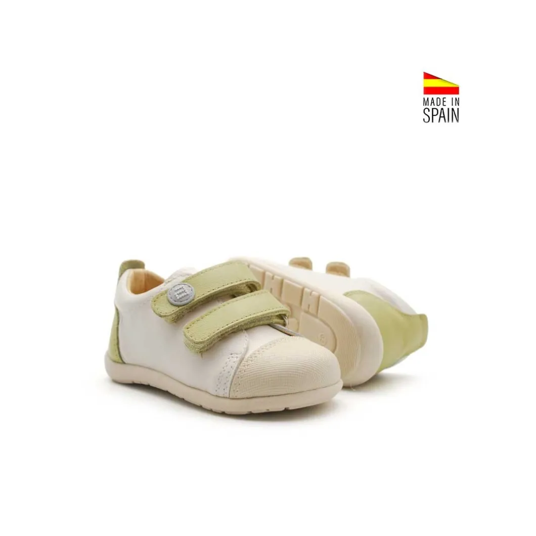 Calzado respetuoso beige verde
