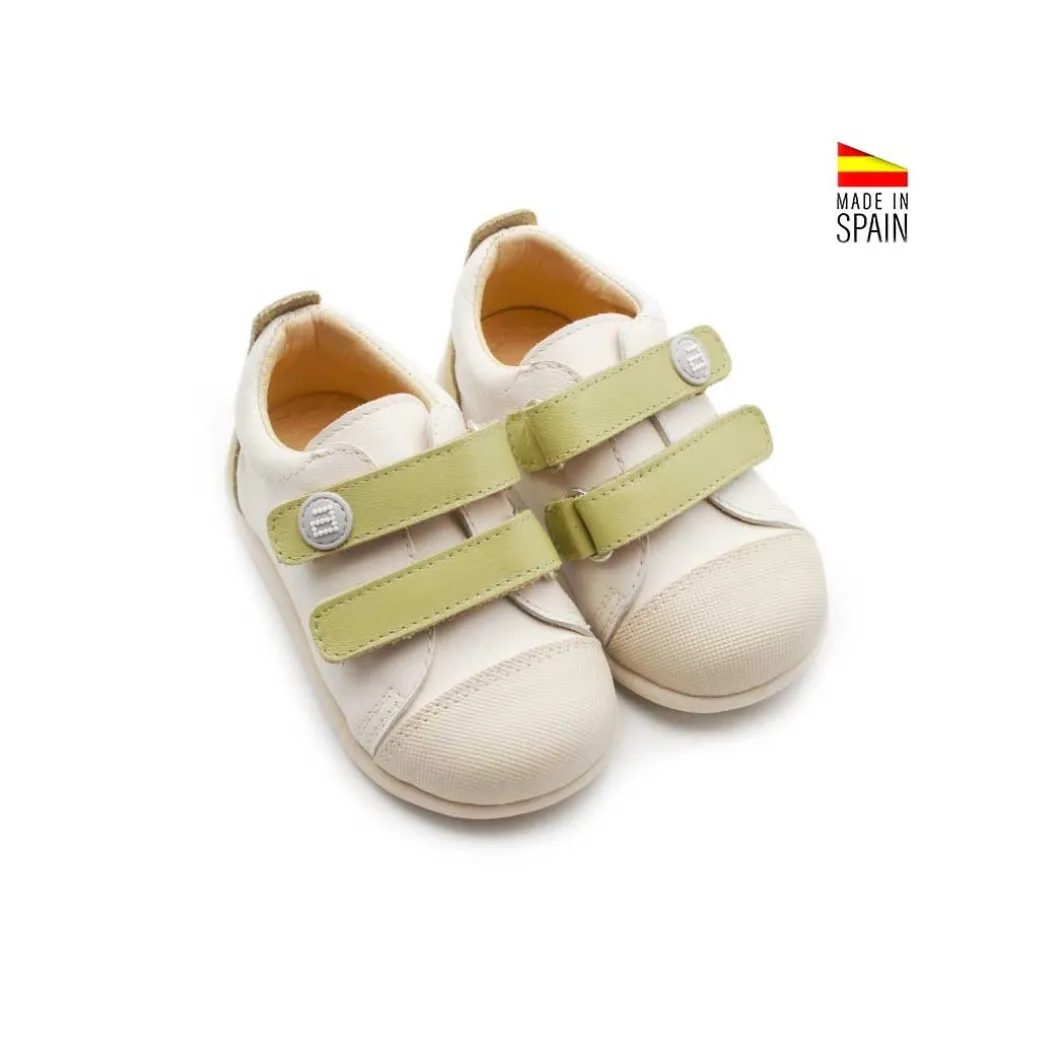 Calzado respetuoso beige verde
