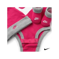 Conjunto rosa para bebé NIike