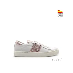 Deportiva Clic! tachas metalizadas