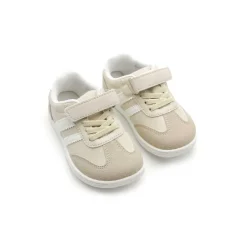 Deportiva respetuosa beige infantil