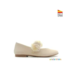 Mercedita beige ante flor