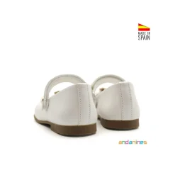 Mercedita blanca piel con lazo