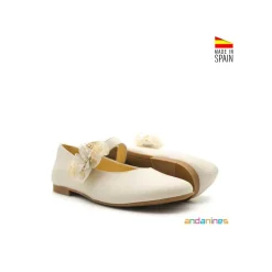 Mercedita piel beige con flor