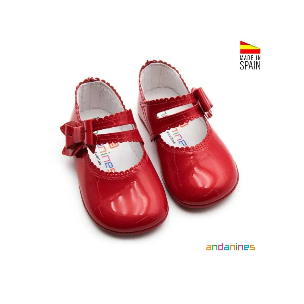 Mercedita roja charol primeros pasos