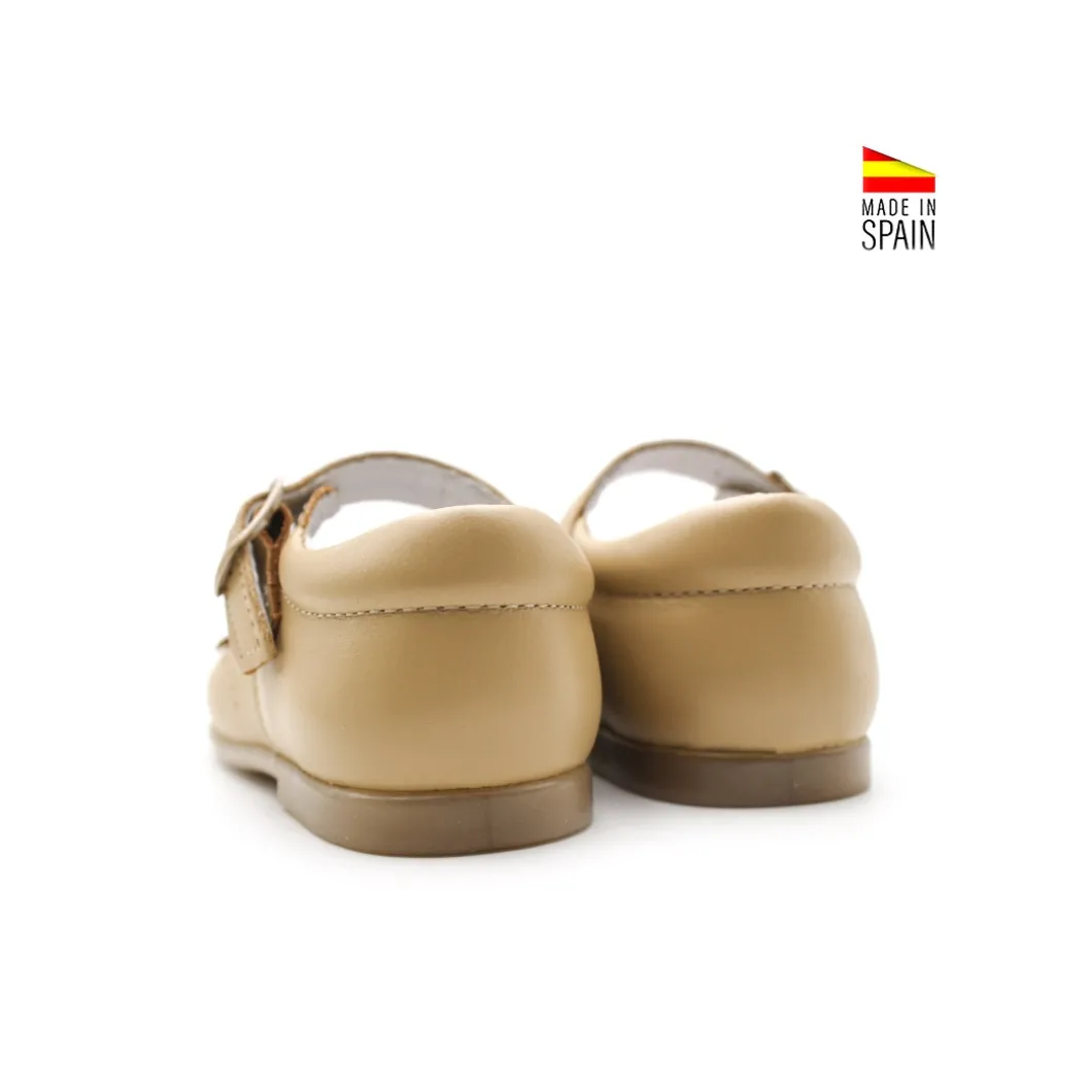 Merceditas Flori camel