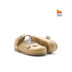 Merceditas Flori camel