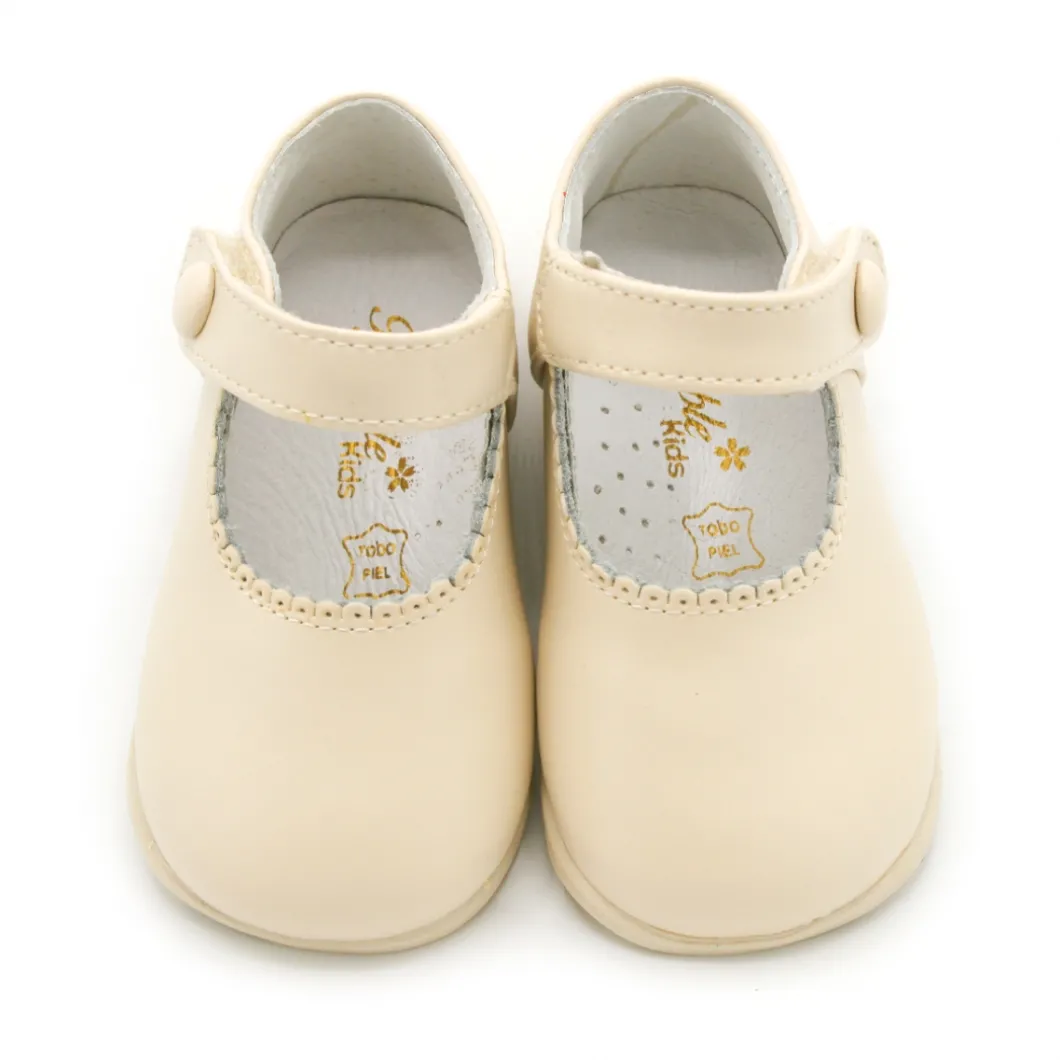 Merceditas niña basic beige
