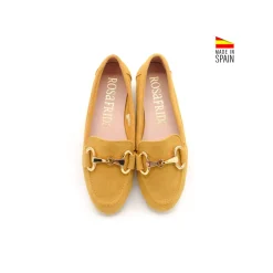 Mocasín ante ocre