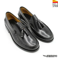 Mocasín castellano borlas negro
