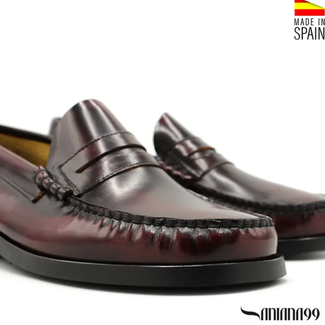 Mocasín castellano burdeos con antifaz