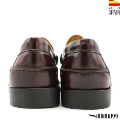 Mocasín castellano burdeos con antifaz
