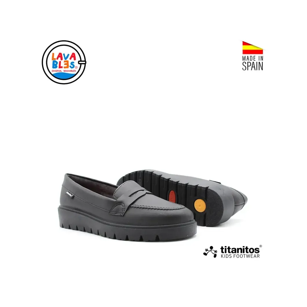 Mocasín colegial negro C990 Titanitos