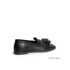Mocasín negro con borlas M5680