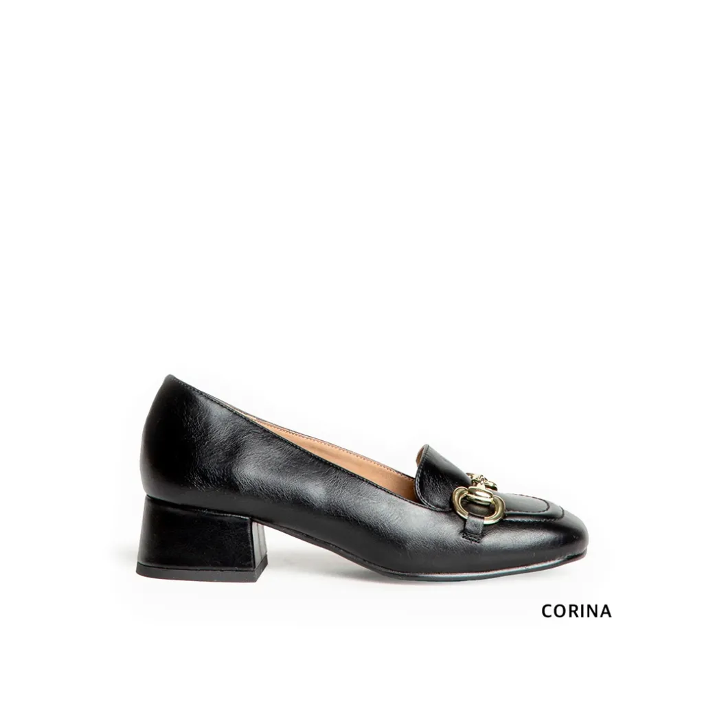 Mocasín negro hebilla con tacón