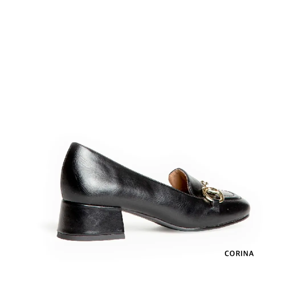 Mocasín negro hebilla con tacón