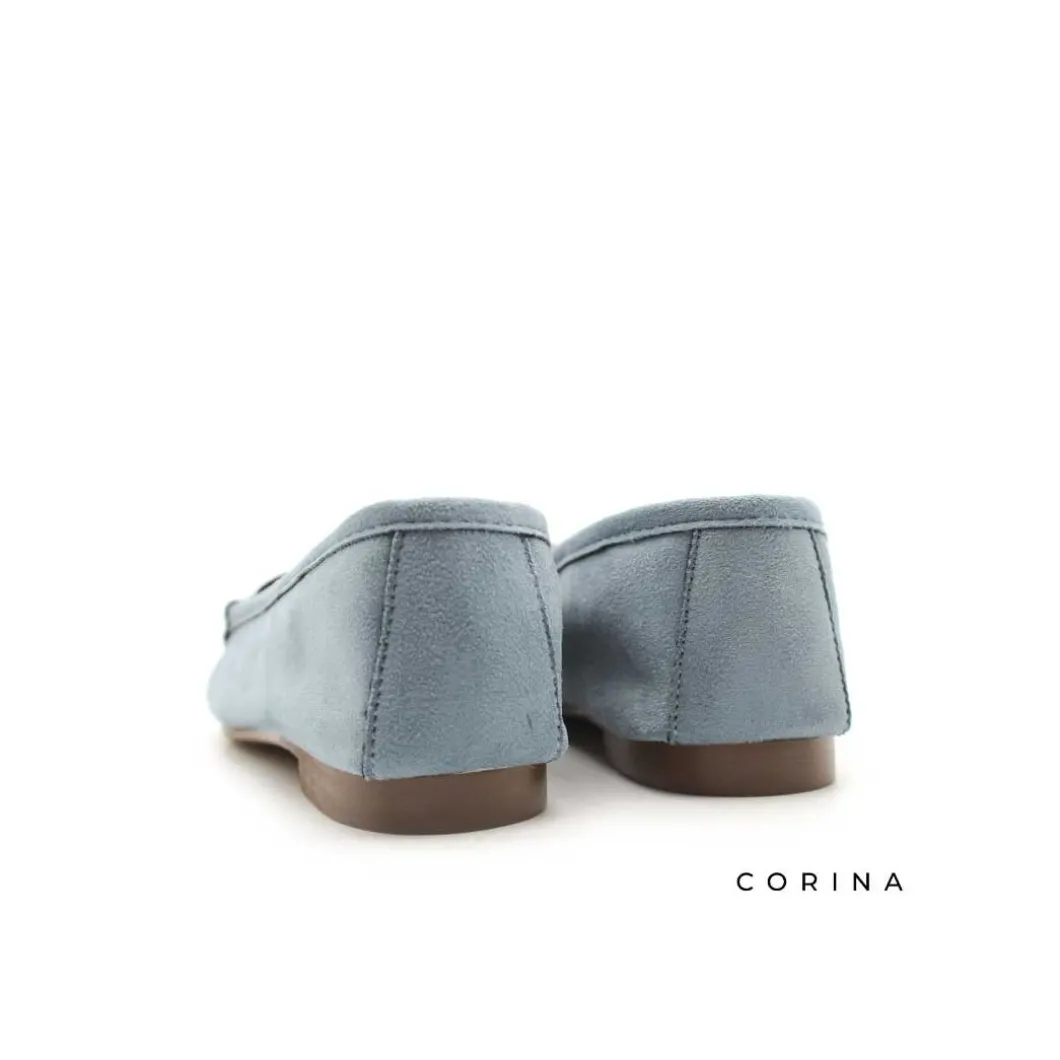 Mocasín plano azul con antifaz