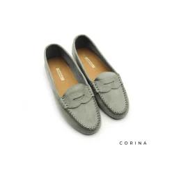 Mocasín plano verde con antifaz