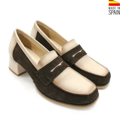 Mocasín tacón piel beige y marrón