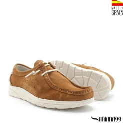Mocasín wallabee camel
