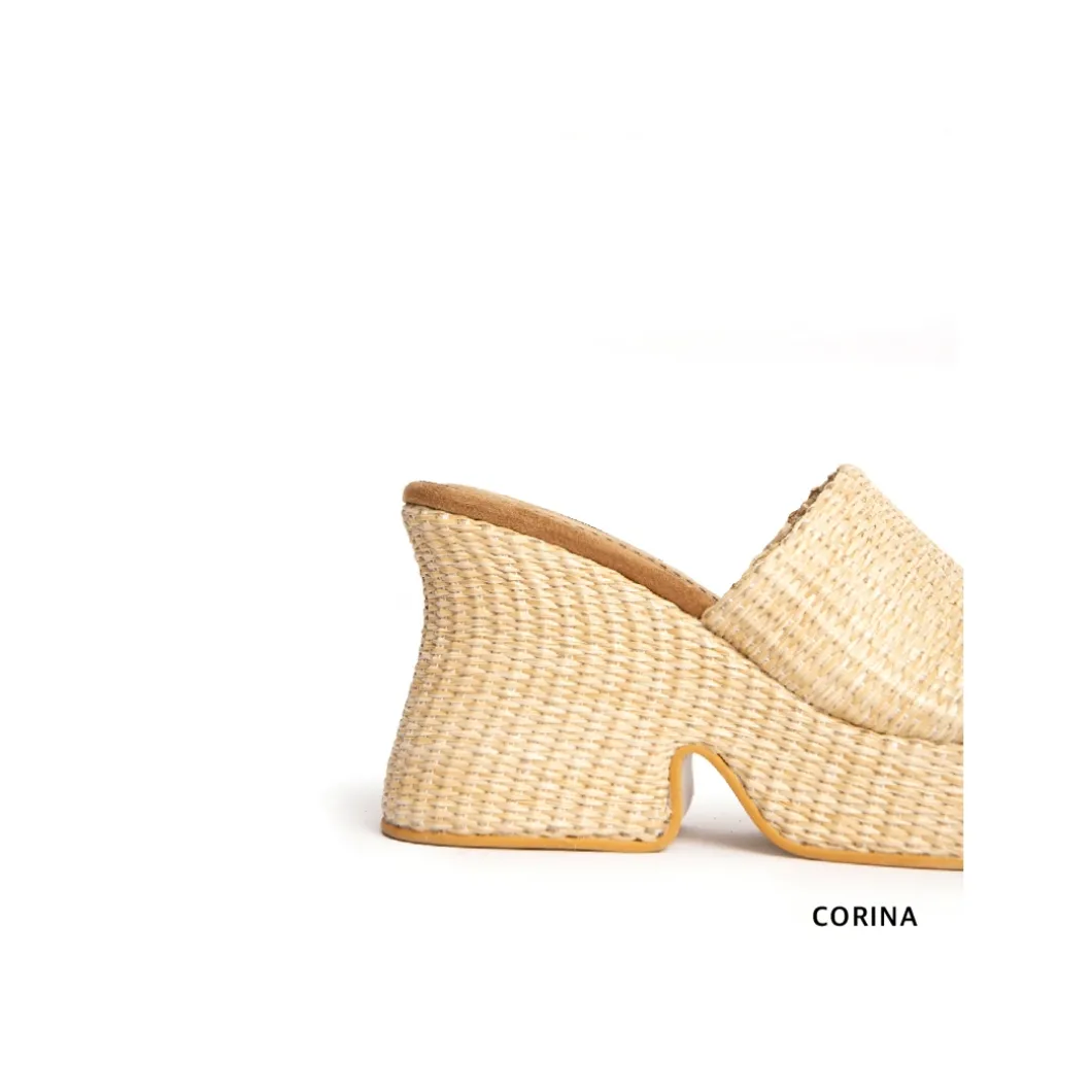 Mule con tacon y plataforma de rafia