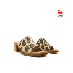 Mule tacón pala leopardo