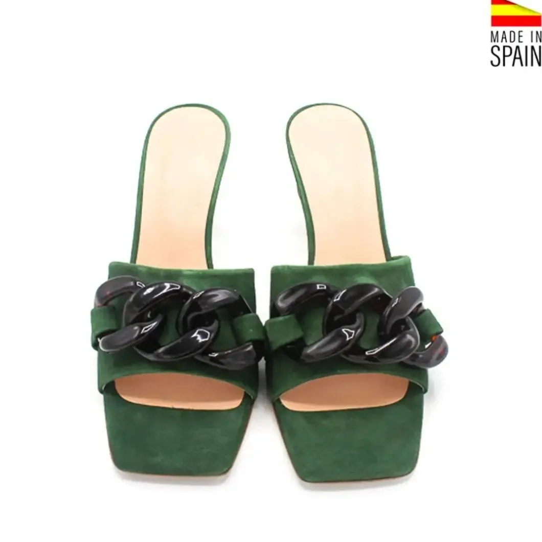 MULE TACÓN PIEL JOHANA VERDE