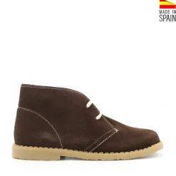 Pisacacas cordones marrón