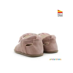 Sandalia baby cerrada rosa