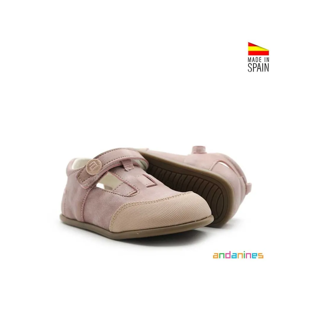 Sandalia baby cerrada rosa