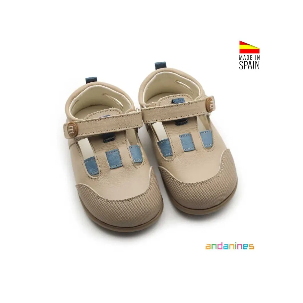 Sandalia baby cerrada taupe jeans